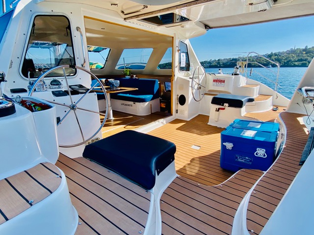 Alila Catamaran Sydney 9