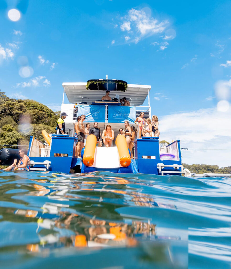 Barefoot Blue Boat Sydney 17