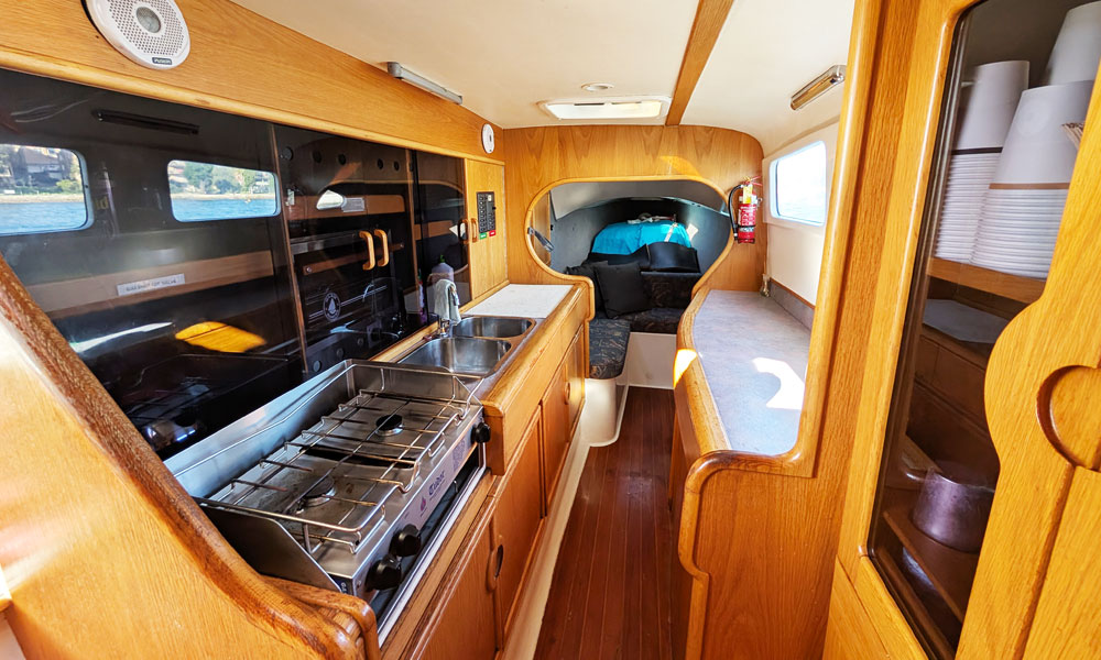 Champagne Lady Catamaran Sydney 9