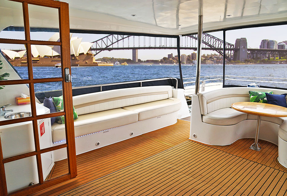 Circa Spirit Boat Sydney 3