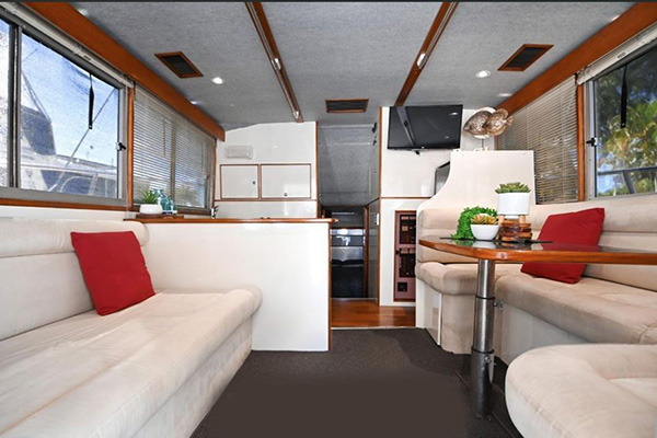 HQ Yacht Melbourne 3