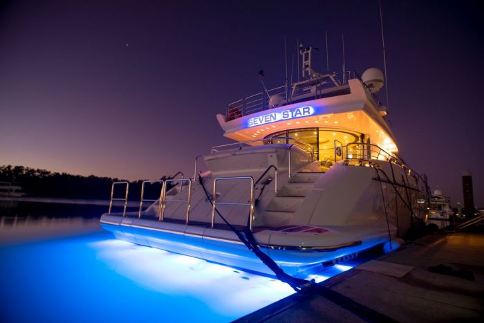 Luxury Boat Hire Sydney 14