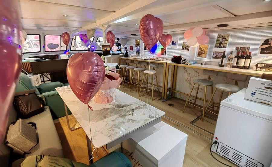 Riviera Luxury Boat Melbourne 5